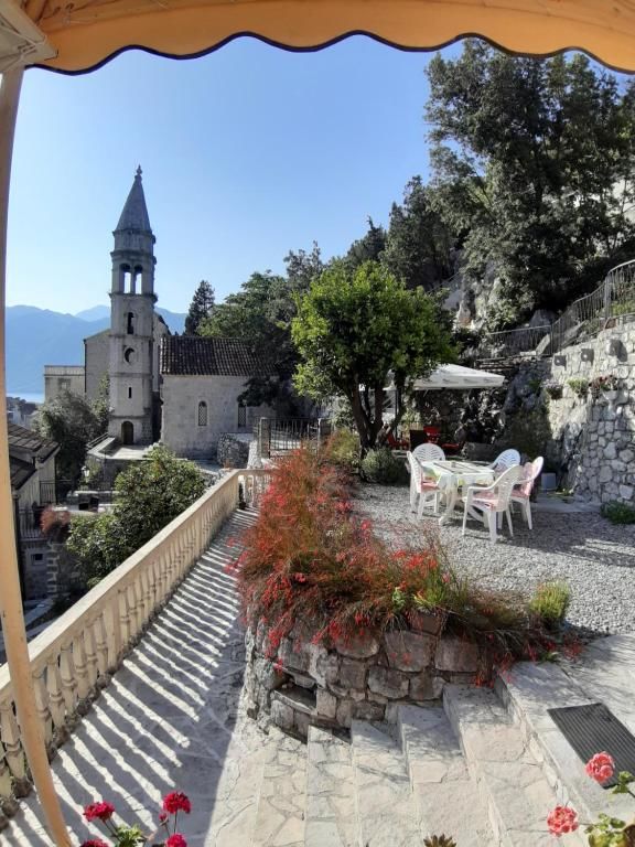 Гостевой дом BellaVistaZmukic Guesthouse Пераст