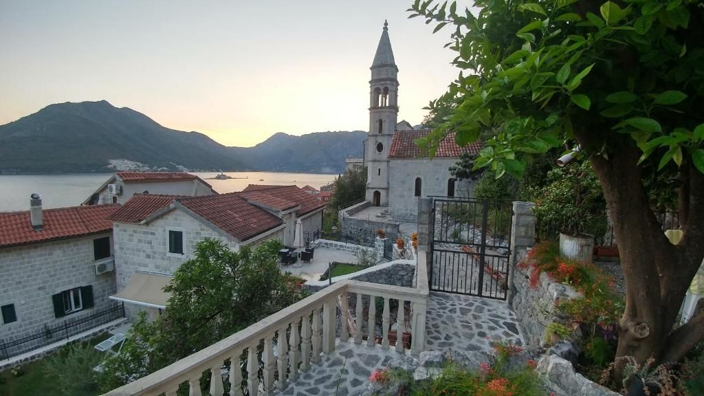 Гостевой дом BellaVistaZmukic Guesthouse Пераст