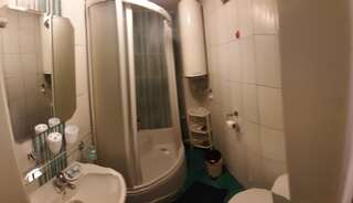 Гостевой дом BellaVistaZmukic Guesthouse Пераст Двухместный номер с 1 кроватью и общей ванной комнатой-72